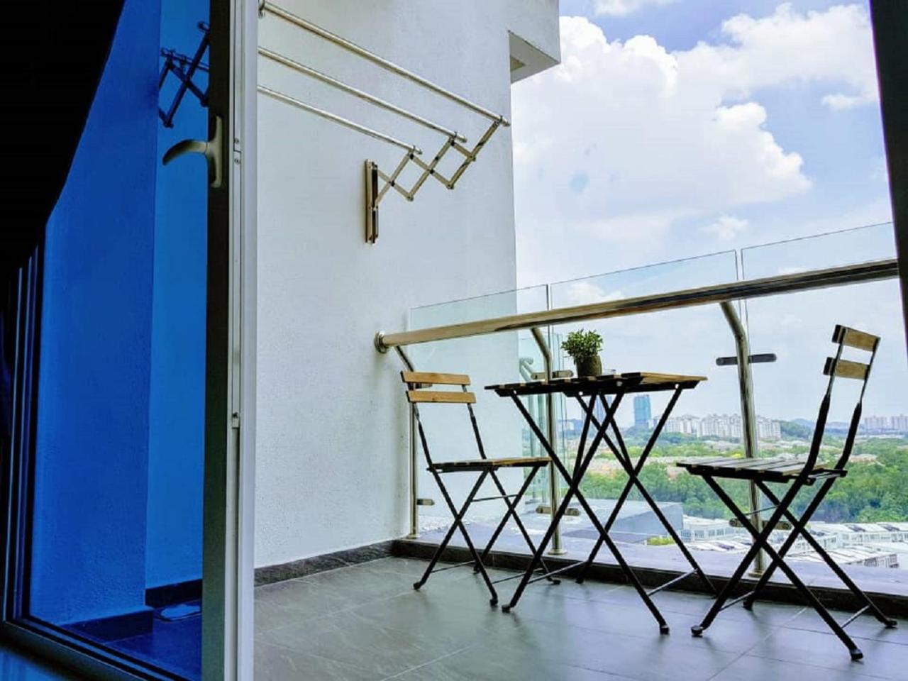 Puchong Skypod 10 Pax Ioi Mall Cozy Apartment Экстерьер фото